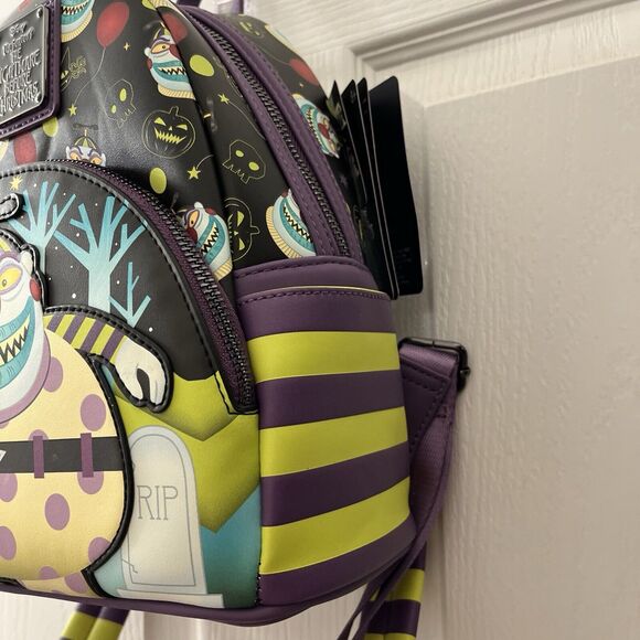 Loungefly Nightmare Before Christmas Clown Backpack Glows In The‎ Dark Exclusive main image 3